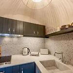 וילה Parastia Luxury Santorini - Private Jacuzzi Éxo Goniá