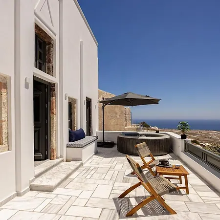 Parastia Luxury Santorini - Private Jacuzzi Villa Éxo Goniá