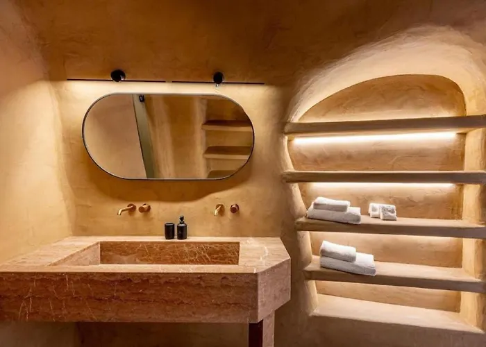 Parastia Luxury Santorini - Private Jacuzzi 빌라 Éxo Goniá