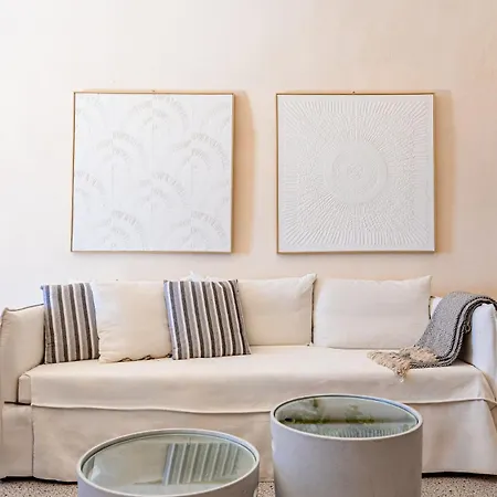 Parastia Luxury Santorini - Private Jacuzzi فيلة *