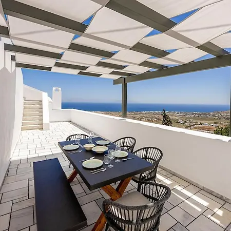 Parastia Luxury Santorini - Private Jacuzzi Villa *